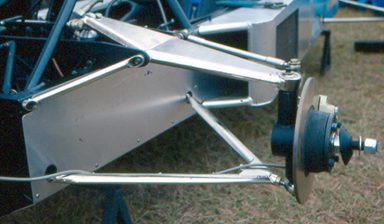 Reynard84F_FrontSusp_384.jpg